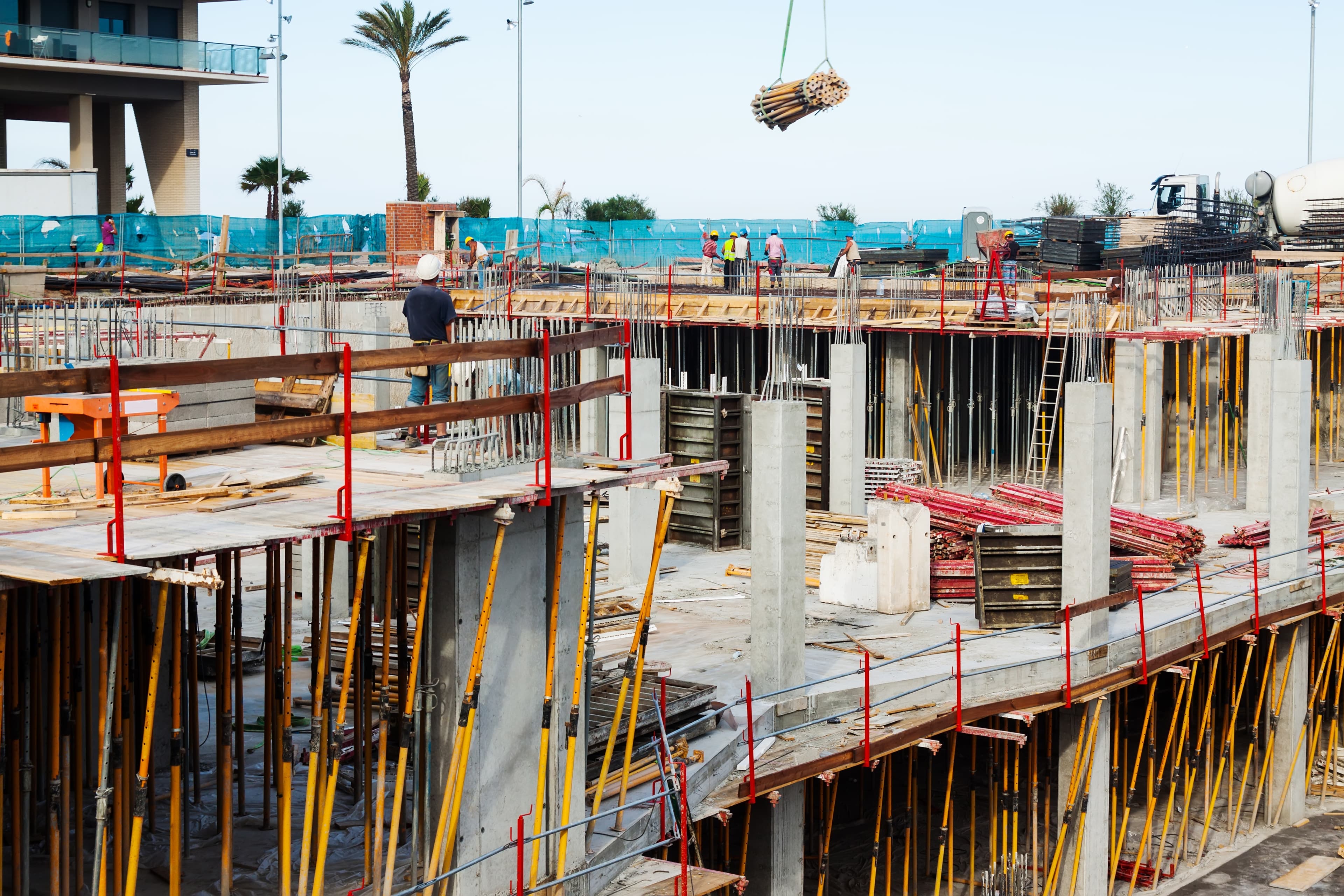 Properti & Infrastruktur